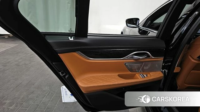 BMW 7 Series (G11) id 4355254 из Кореи 17