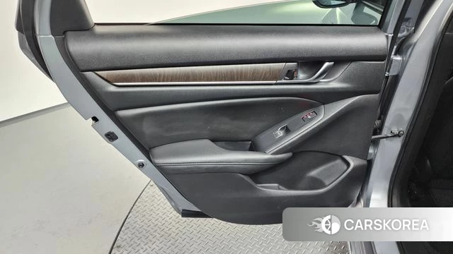 Honda Accord 10th Generation id 4496649 из Кореи 17