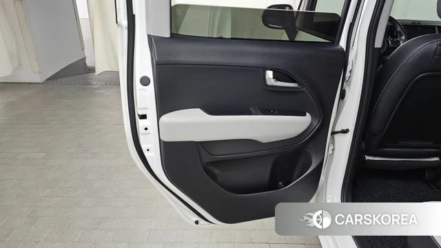 Kia The New Kia Ray EV id 4230415 из Кореи 17