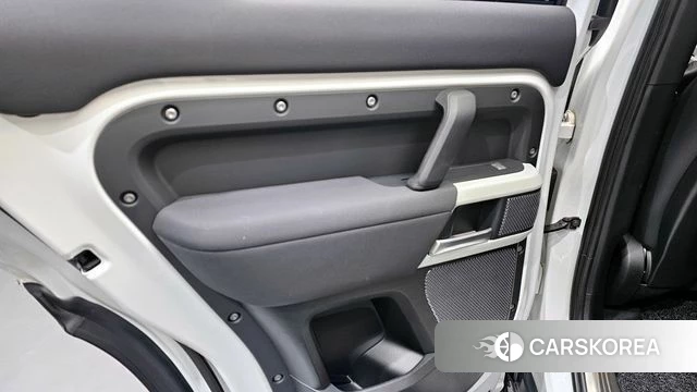 Land Rover Defender (L663) id 4224194 из Кореи 17