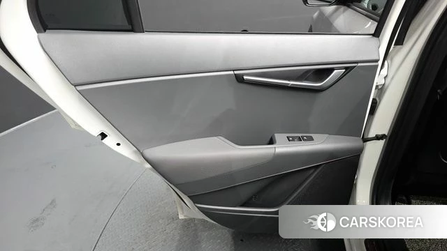 Kia Di Ol Nu Niro id 4734714 из Кореи 17