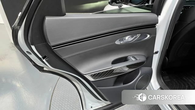 Genesis GV70 id 4231844 из Кореи 17