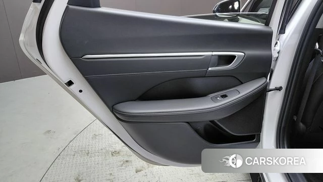 Hyundai Sonata D Edge Hybrid (DN8) id 4792100 из Кореи 17