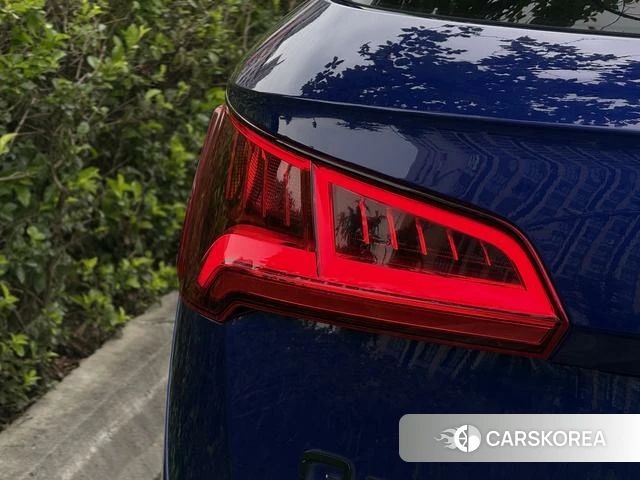 Audi Q5L id 4380363 из Китая 17