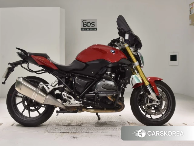 Проданный BMW R1200R 2015 из Японии