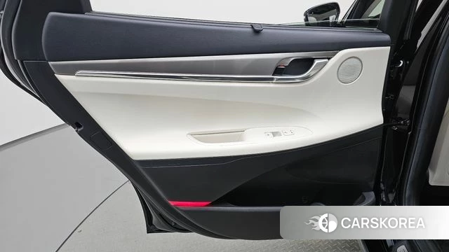 Hyundai The New Grandeur IG Hybrid id 4774506 из Кореи 17