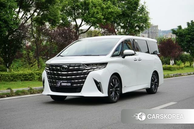 Toyota Elfa id 4313538 из Китая 17