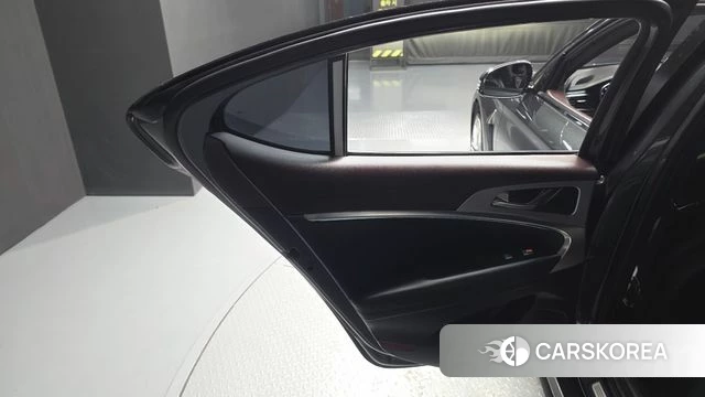 Genesis G70 id 4672504 из Кореи 17