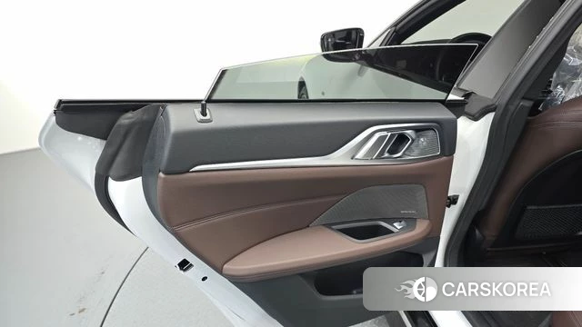 BMW 4 Series (G22) id 4688075 из Кореи 17