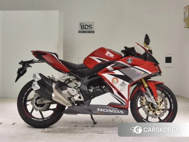 Проданный Honda CBR250RR 2017 из Японии
