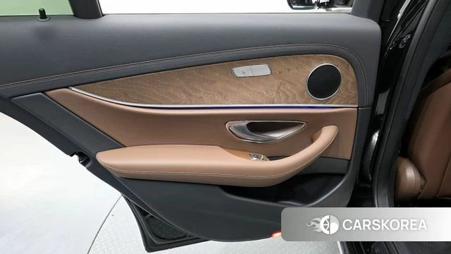 Mercedes-Benz E-Class W213 id 4250322 из Кореи 17