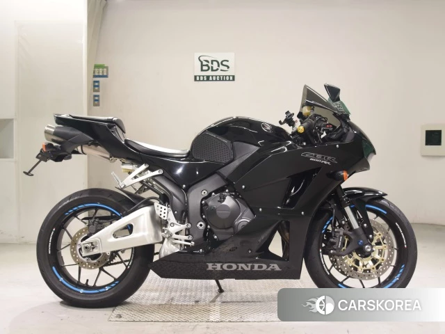 Проданный Honda CBR600RR id 4109841 из Японии