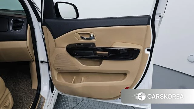 Kia The New Carnival id 4595119 из Кореи 17