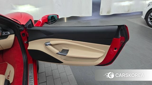 Ferrari F8 Spider id 4534542 из Кореи 17
