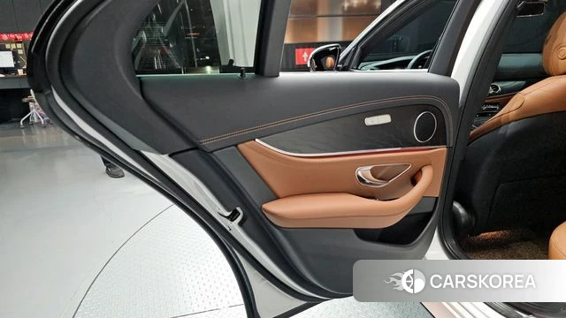 Mercedes-Benz E-Class W213 id 4303762 из Кореи 17