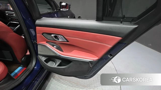 BMW 3 Series (G20) id 4195081 из Кореи 17