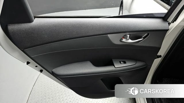 Kia Come New K3 id 4410843 из Кореи 17