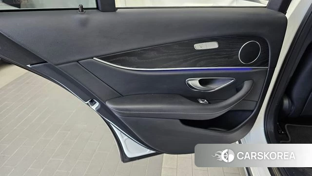 Mercedes-Benz E-Class W213 id 4496540 из Кореи 17