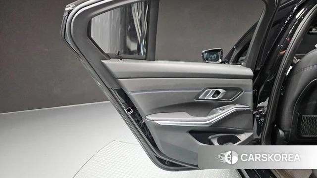BMW 3 Series (G20) id 4754357 из Кореи 17