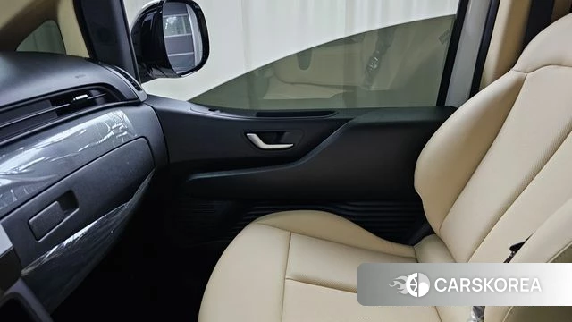 Hyundai Staria id 4480713 из Кореи 17