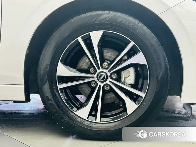 Nissan Xuan Yi id 4261301 из Китая 17
