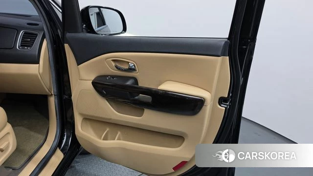 Kia The New Carnival id 4746919 из Кореи 17