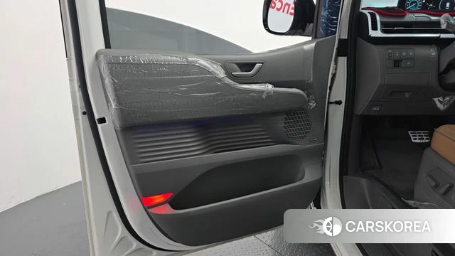 Hyundai Staria id 4329617 из Кореи 17