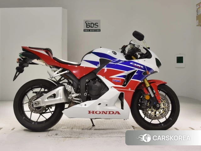 Проданный Honda CBR600RR 2016 из Японии