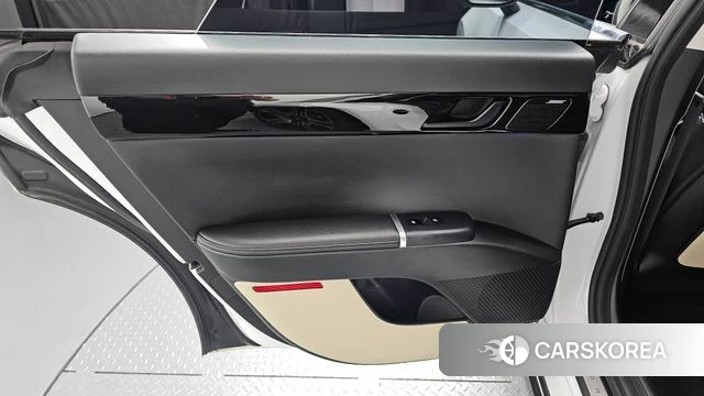 Hyundai Grandeur (GN7) id 4623744 из Кореи 17