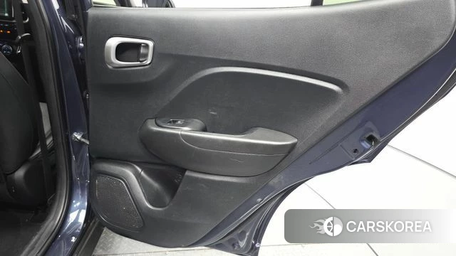 Hyundai Venue id 4721987 из Кореи 17