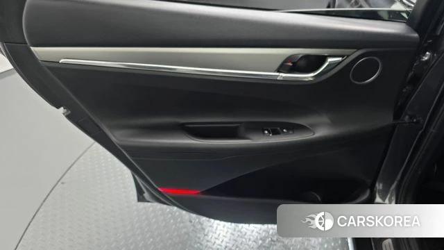 Hyundai The New Grandeur IG Hybrid id 4409825 из Кореи 17