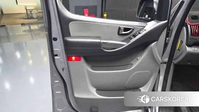 Hyundai The New Grand Starex id 4465349 из Кореи 17