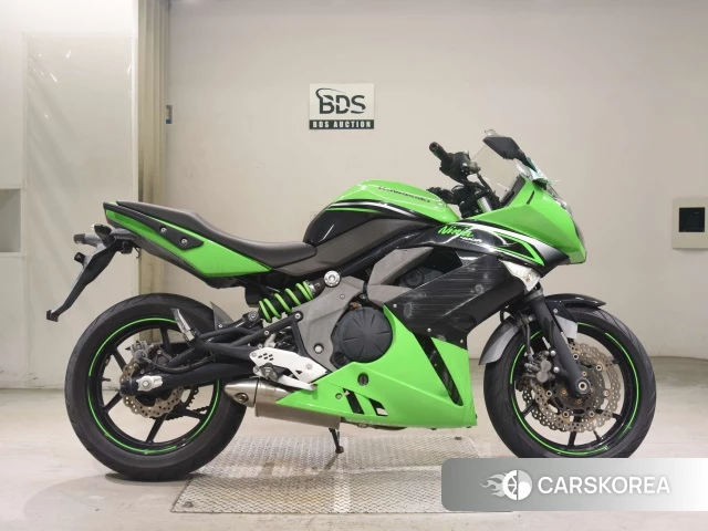 Проданный Kawasaki NINJA 400R 2012 из Японии