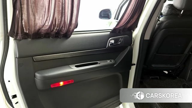 Ssangyong Korando Turismo id 4363205 из Кореи 17
