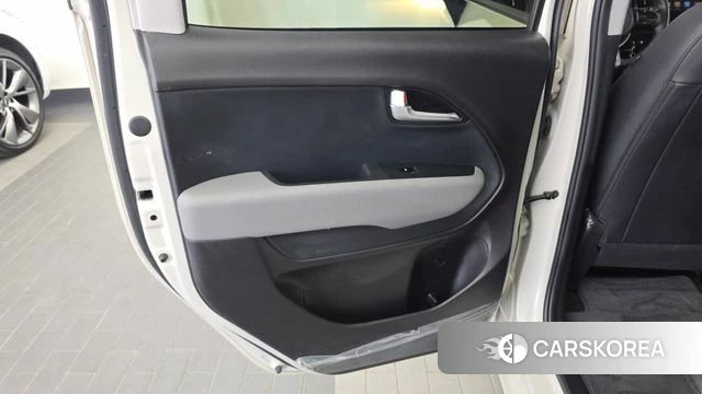 Kia The New Kia Ray id 4540900 из Кореи 17