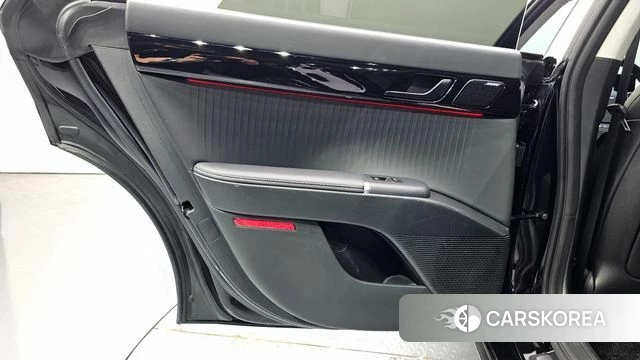 Hyundai Grandeur Hybrid (GN7) id 4422128 из Кореи 17