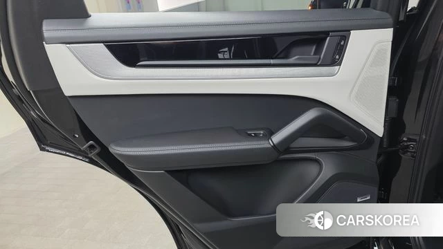 Porsche Cayenne (PO536) id 4870743 из Кореи 17