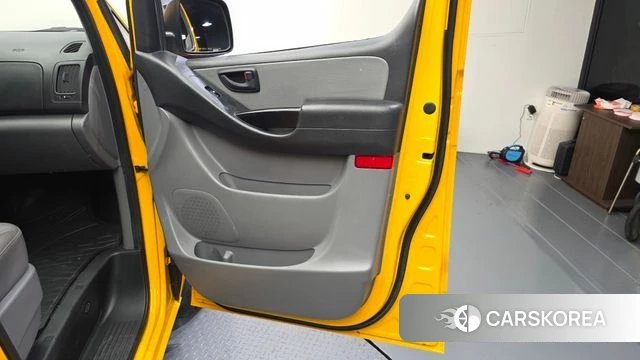 Hyundai The New Grand Starex id 4595990 из Кореи 17