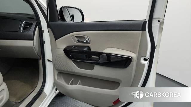Kia The New Carnival id 4339427 из Кореи 17