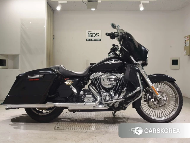 Проданный Harley-Davidson Street Glide FLHX1690 2014 из Японии