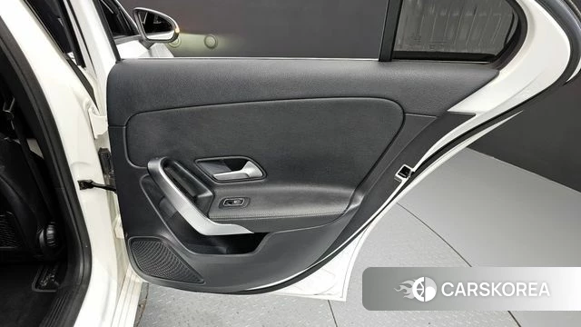 Mercedes-Benz A-Class W177 id 4410418 из Кореи 17