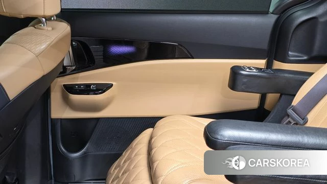 Kia Carnival 4th generation id 4645667 из Кореи 17