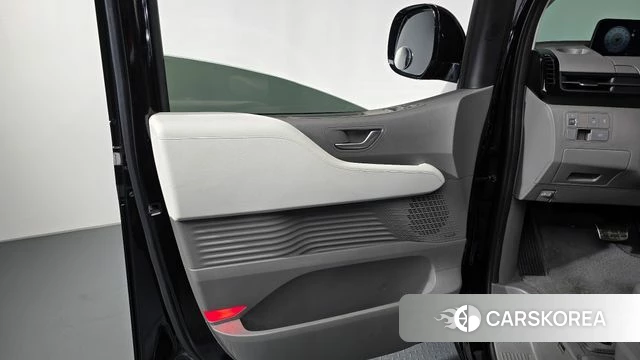Hyundai Staria id 4571784 из Кореи 17