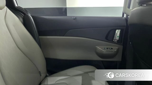 Kia The New Carnival 4th Generation id 4427290 из Кореи 17