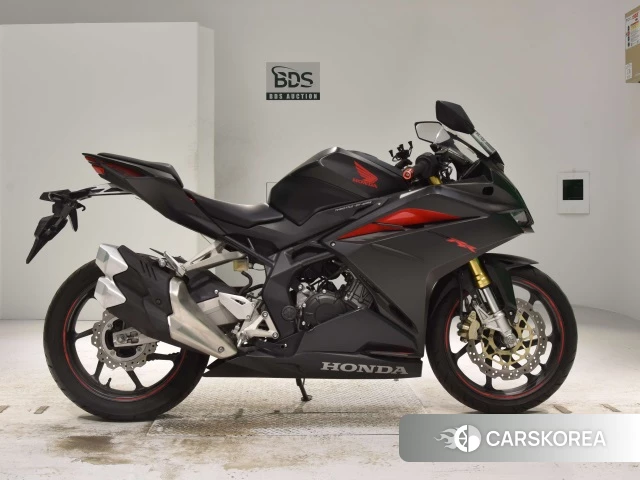 Проданный Honda CBR250RR 2017 из Японии