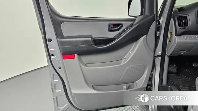 Hyundai The New Grand Starex id 4225465 из Кореи 17