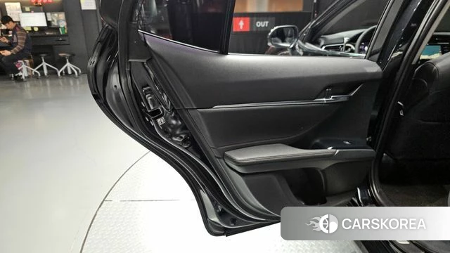 Toyota Camry (XV70) id 4305240 из Кореи 17