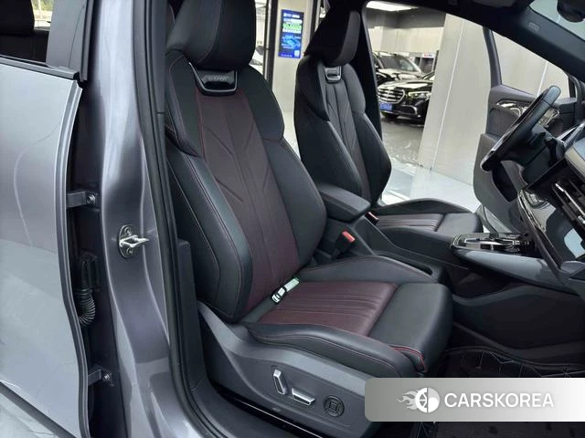 Audi Q5 e-tron id 4301169 из Китая 17
