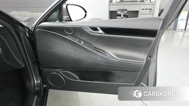 Genesis G80 (RG3) id 4581101 из Кореи 17