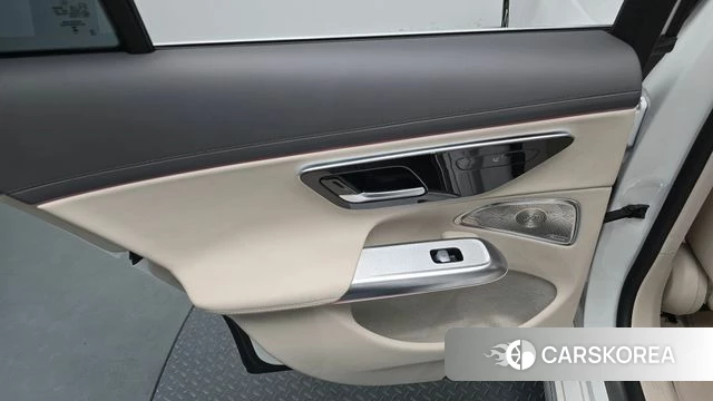 Mercedes-Benz E-Class W214 id 4675130 из Кореи 17